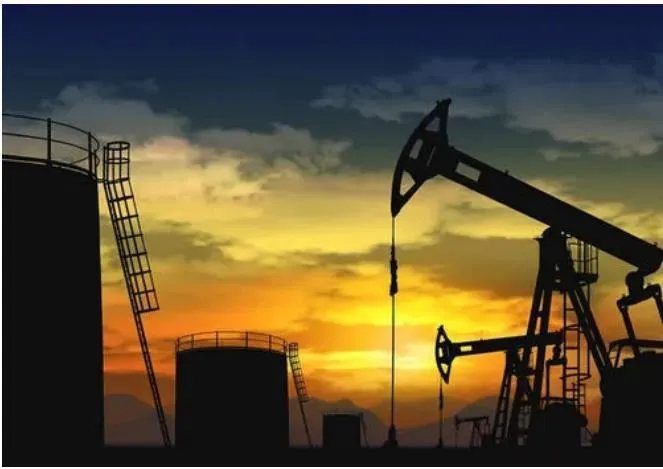 Povećao se jaz između cijena sirove nafte Brent i Dubaija, što upućuje na pre...